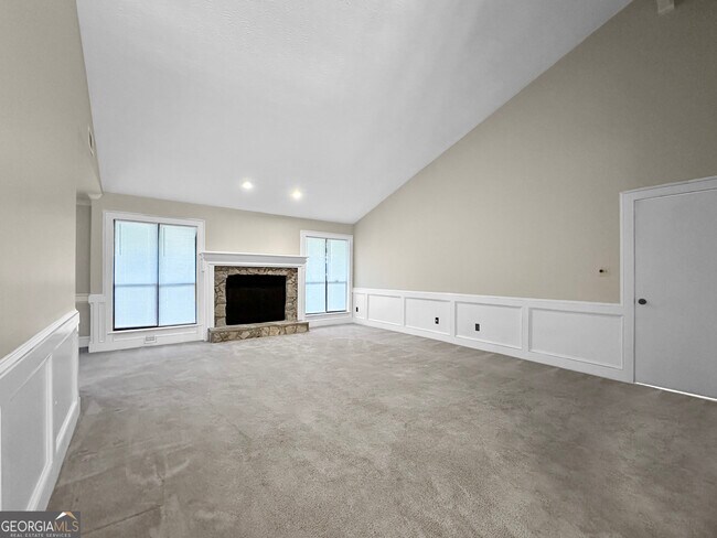 Building Photo - 1616 Golf Link Dr