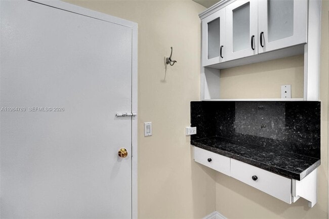 Building Photo - 700 Biltmore Way