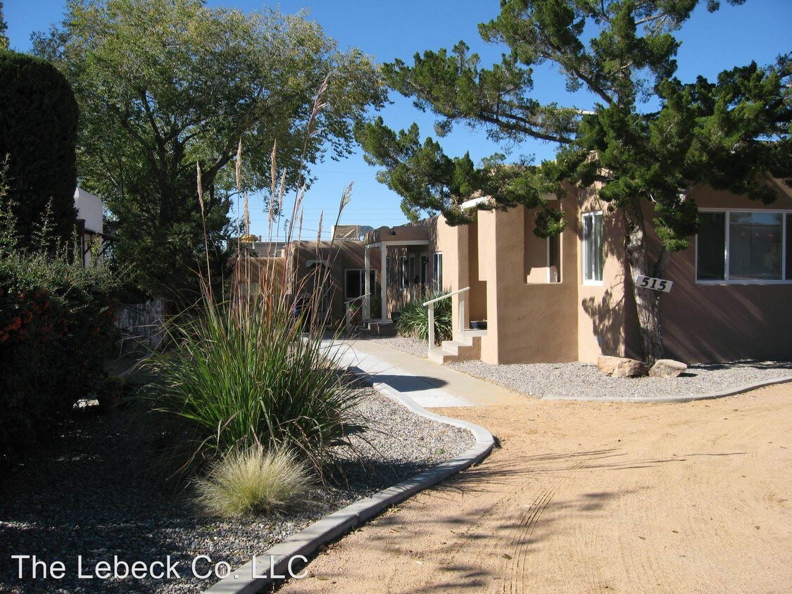 Foto principal - 515 Wellesley Dr SE