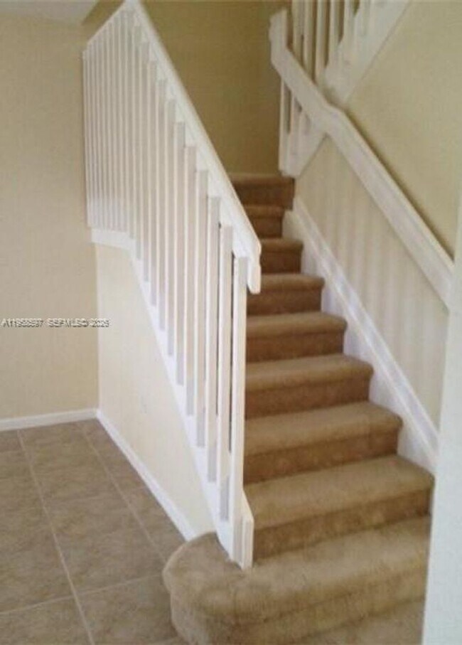 Building Photo - 2650 SW 84th Terrace