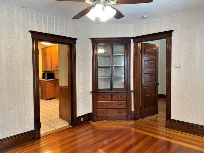 Dining Room - 17 Oakledge St