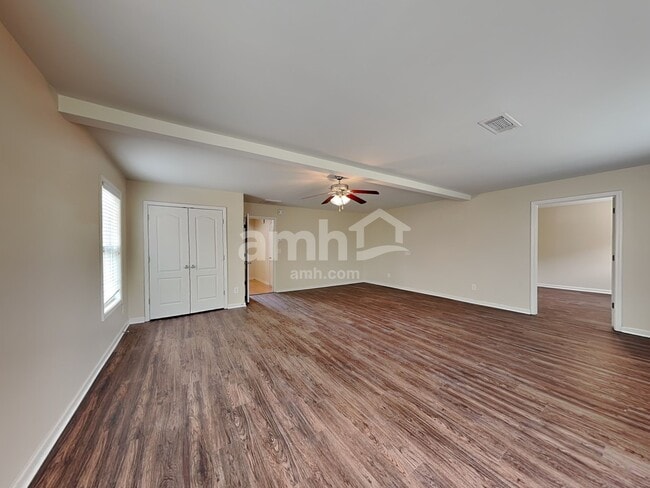 Building Photo - 143 Hawken Trail