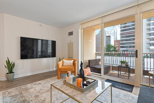 Building Photo - 45 E Chicago Ave