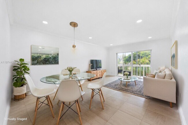 Foto del edificio - 7700 Camino Real