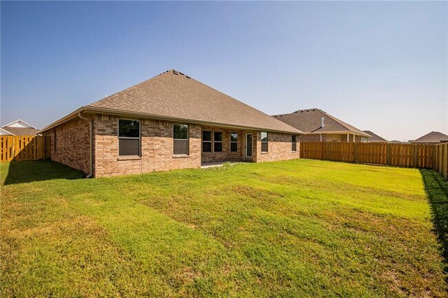 Building Photo - 2509 Westbrook Lp