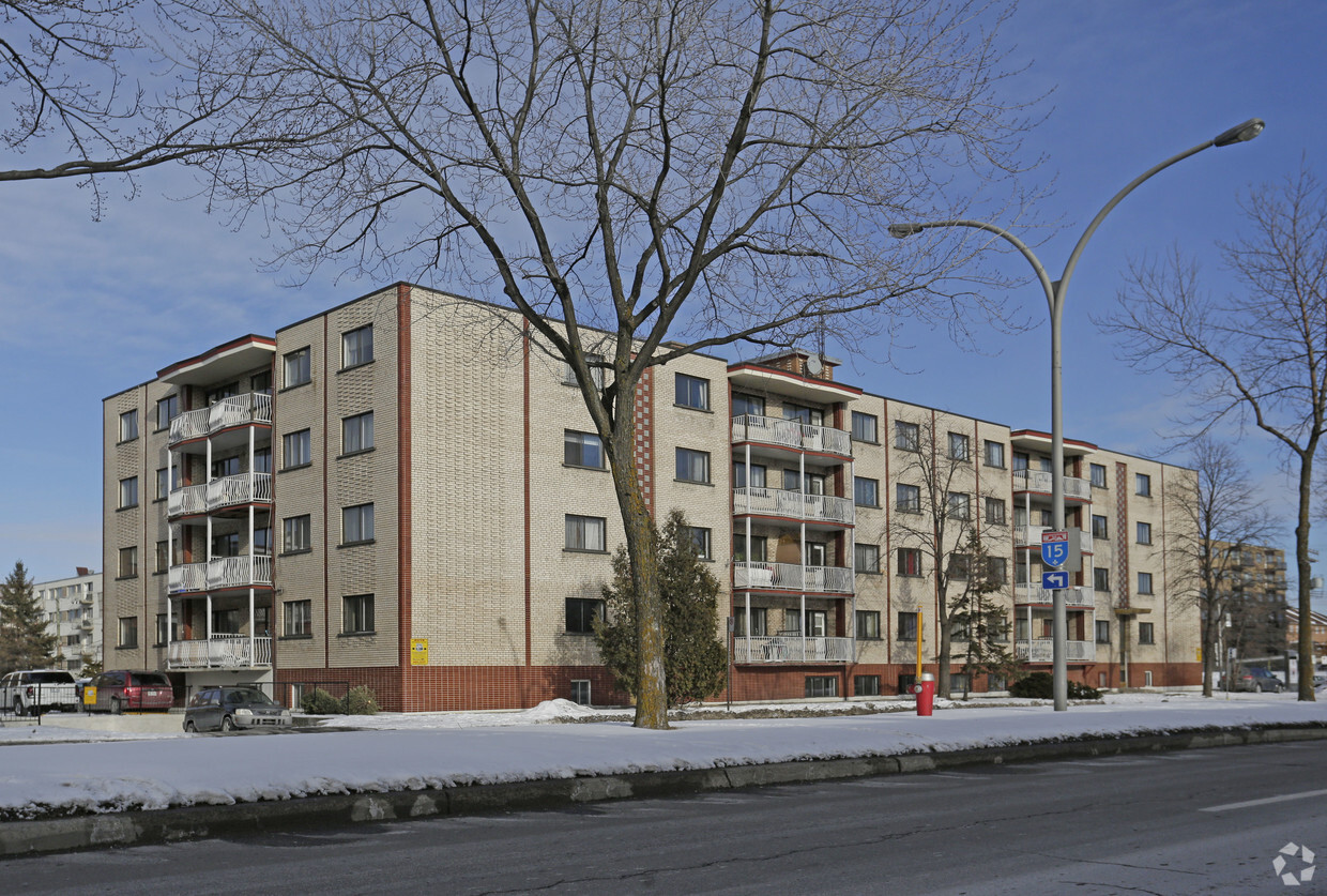 Primary Photo - Cote-Vertu