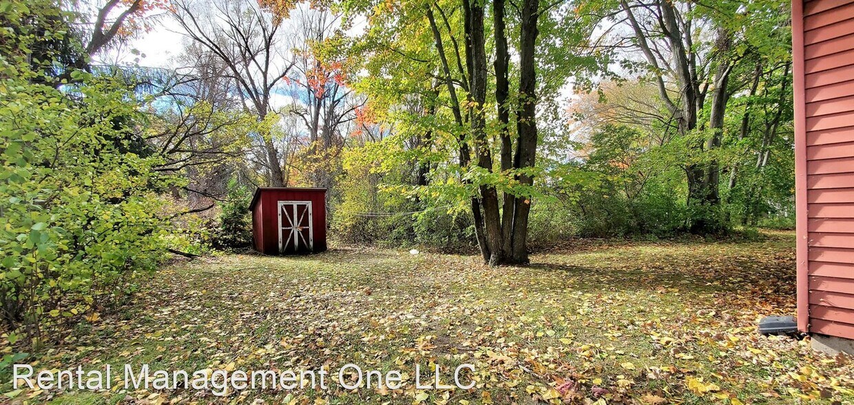 Building Photo - 2 br, 1 bath House - 298 S. Airport Rd