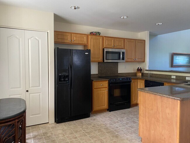 Building Photo - Ali'i Cove Turnkey 2 Bedroom 2 Bathroom wi...