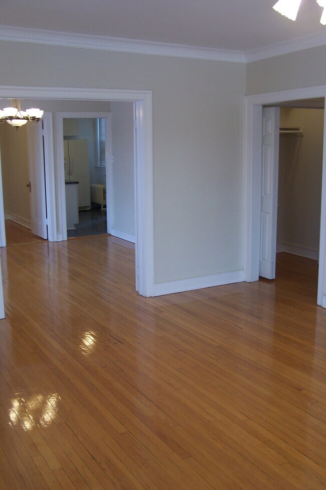 Foto del edificio - 1636 W Thorndale Ave