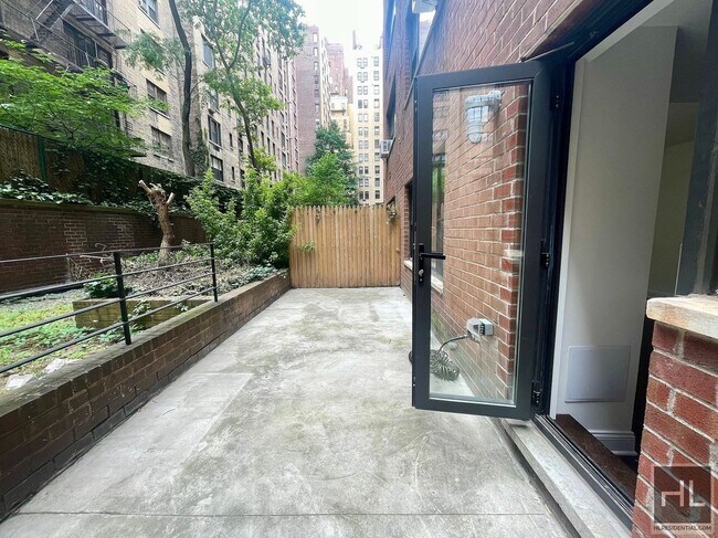Foto del edificio - East 56th Street | Spacious Midtown East S...