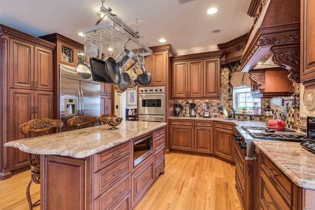 Foto del edificio - 21 White Cliff Ln