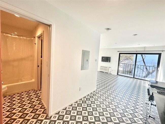 Foto del edificio - 201 Academy Dr