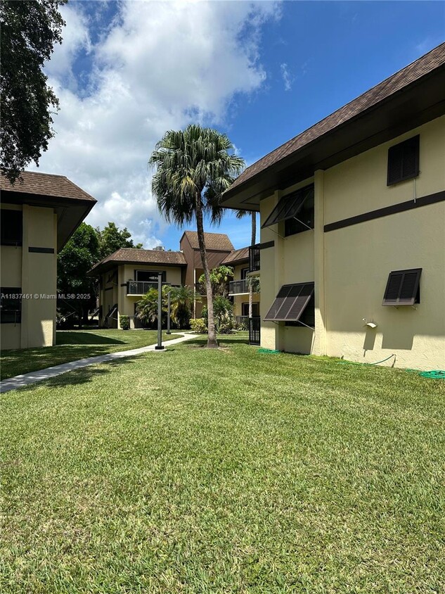 Primary Photo - 7965 SW 86th St