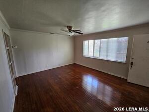 Foto del edificio - 217 E Lullwood Ave
