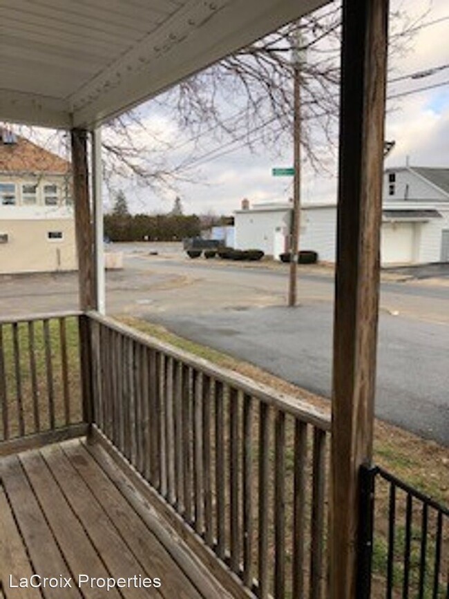 Building Photo - 3 br, 2 bath House - 65 Archambault Avenue