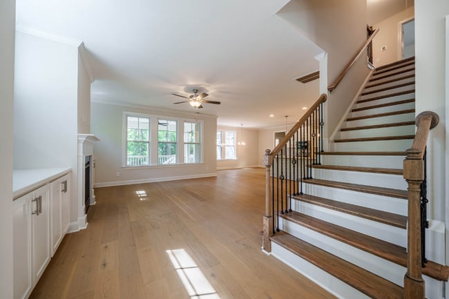 Building Photo - 605 Chapel Ridge Dr