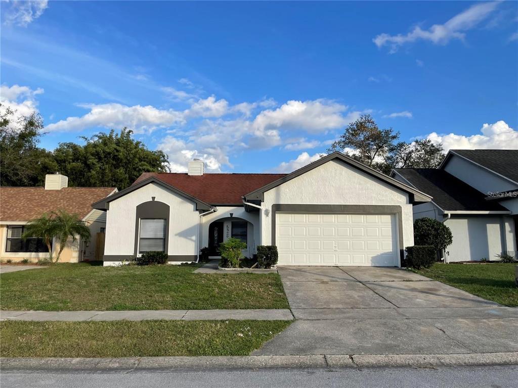 Primary Photo - 628 Holbrook Cir