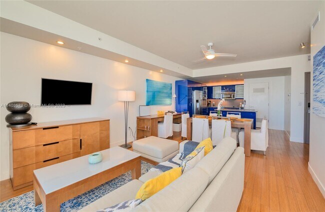 Foto del edificio - 3101 Bayshore Dr