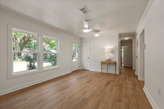 Foto del edificio - 14 Twin Lakes Rd