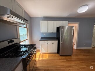 Building Photo - 403 Hector St