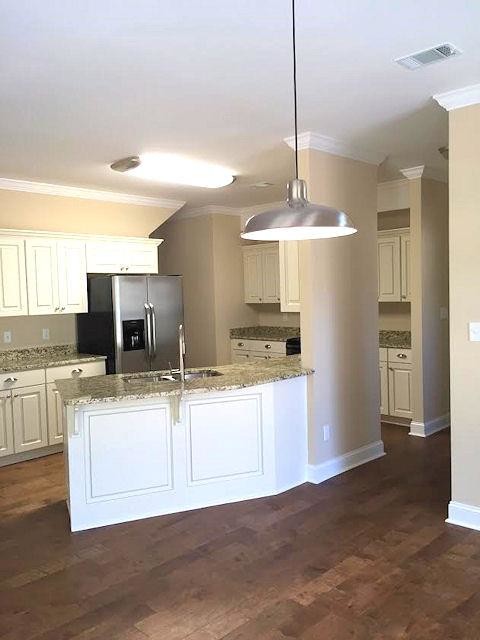 Building Photo - 336 Willow Lake Dr