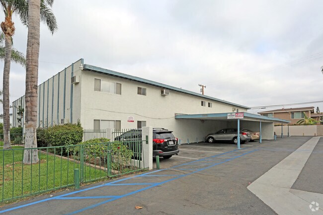Foto del edificio - Tudor Grove Apartments