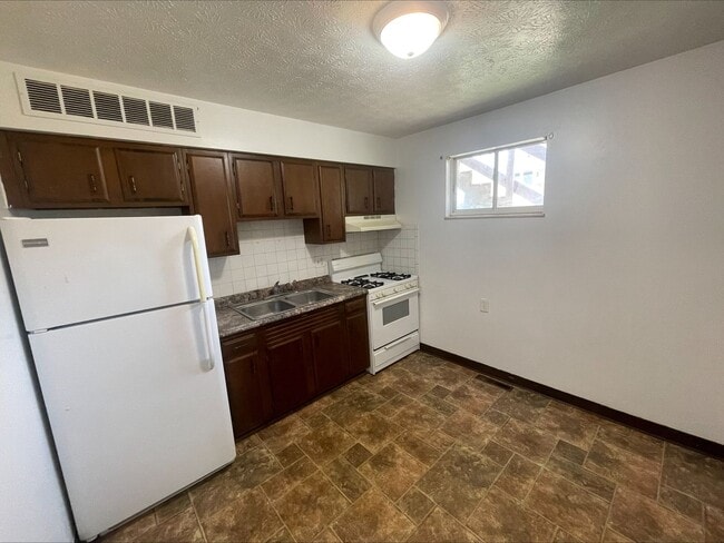 Foto del edificio - 3505 Elm St