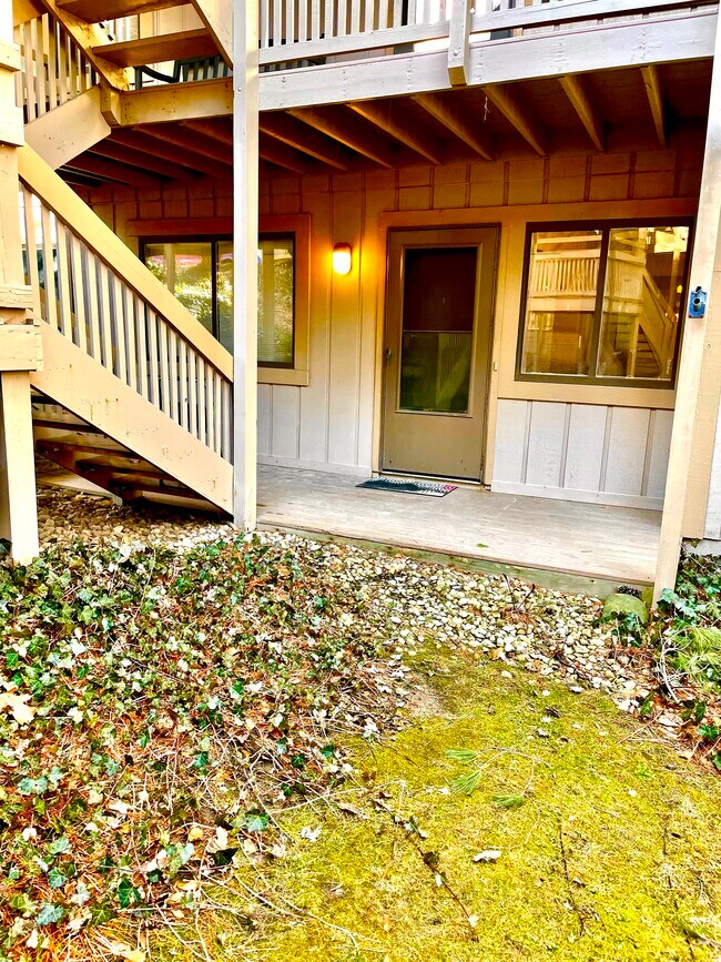Foto del edificio - 604 Meredith Ln