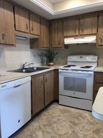Foto del edificio - 4275 Oak Terrace Dr