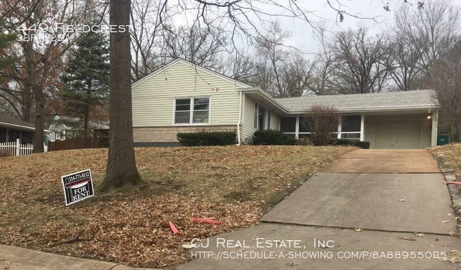 449 Fieldcrest Dr, ster Groves, MO 63119 Room for Rent in ster