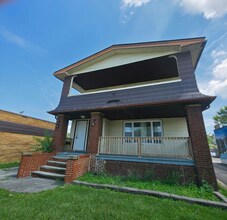 Building Photo - 5273 Pearl Rd
