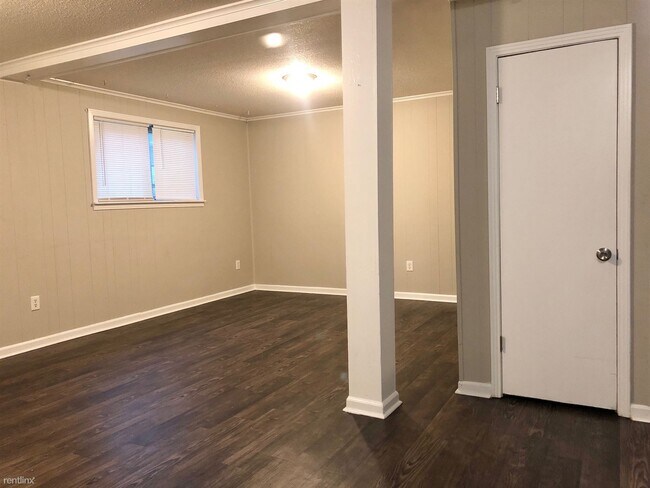 Building Photo - 3 br, 2 bath House - 3517 Glenshaw Drive