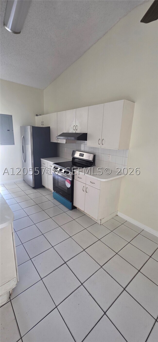 Foto del edificio - 21210 NE 9th Pl