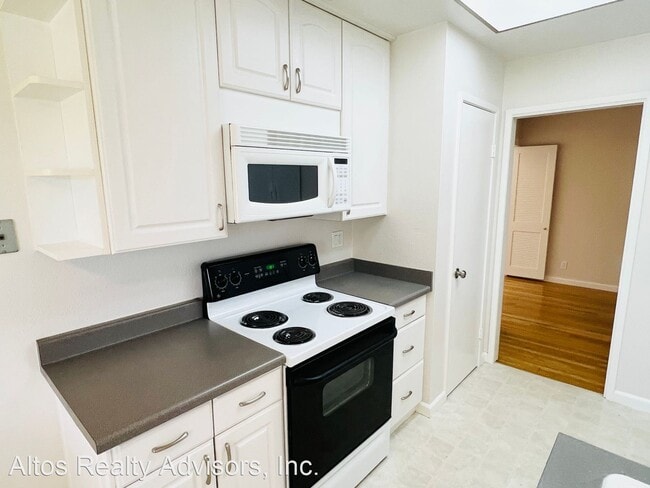Building Photo - 3 br, 2 bath House - 755 Bamboo Drive