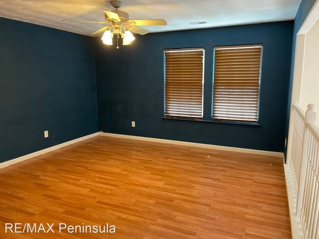 Building Photo - 2 br, 2.5 bath House - 137 Post Oak Road