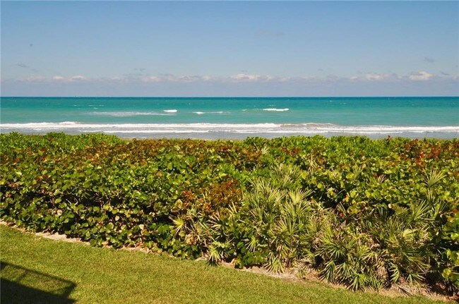 Foto del edificio - 4651 NE Ocean Blvd