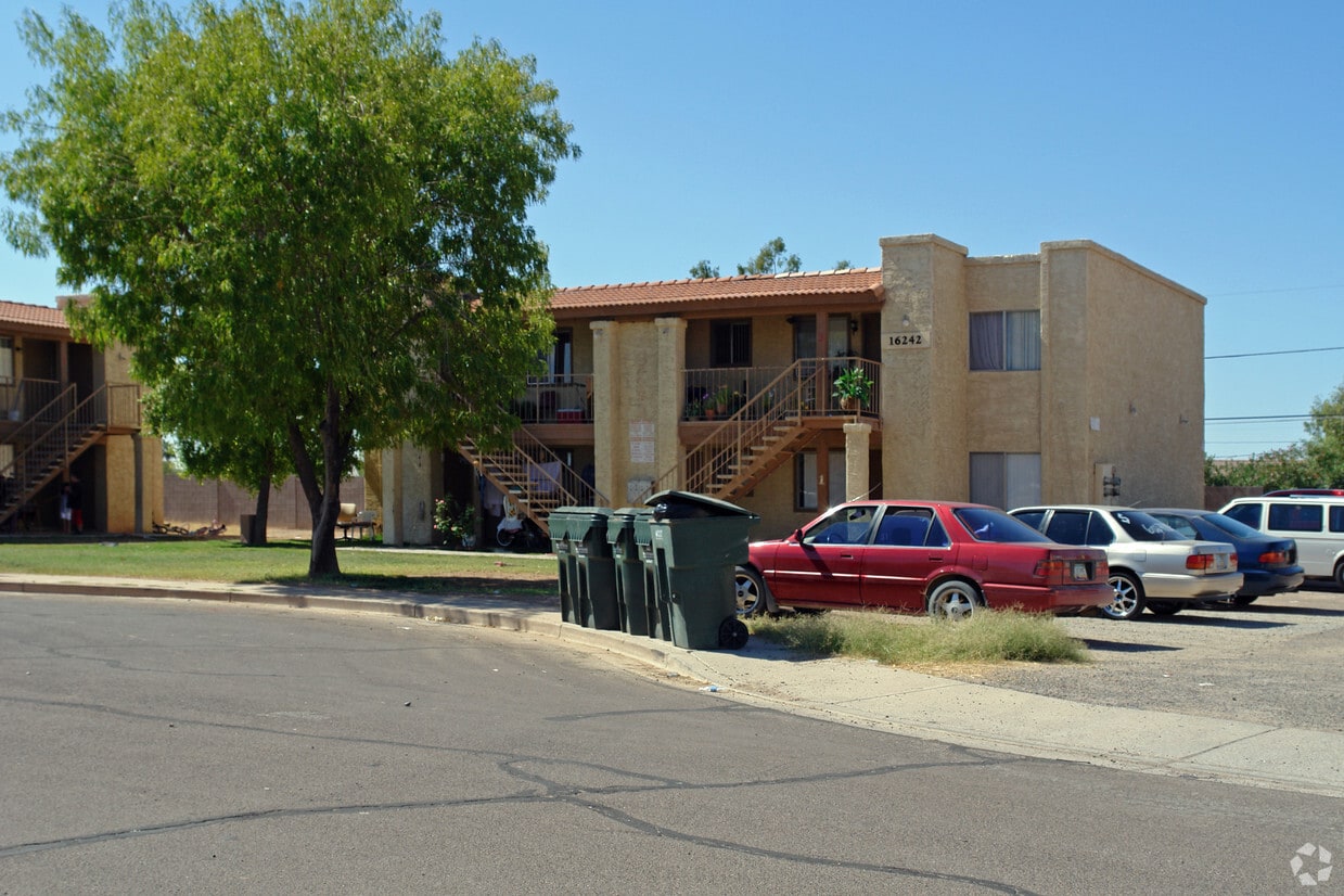 Primary Photo - 16242-& 16256 N 28th Pl