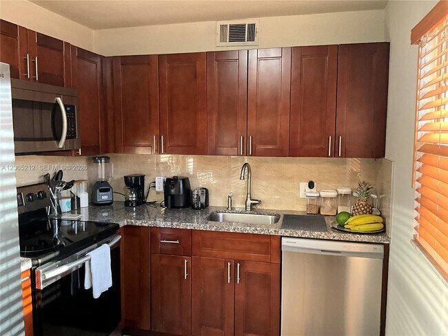 Foto del edificio - 150 SW 134th Way
