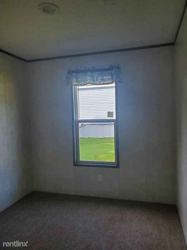 Foto del edificio - 3 br, 2 bath Mobile Home - 809 High View Dr