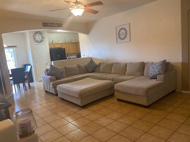 Building Photo - 4411 Mesa Bonita Rd