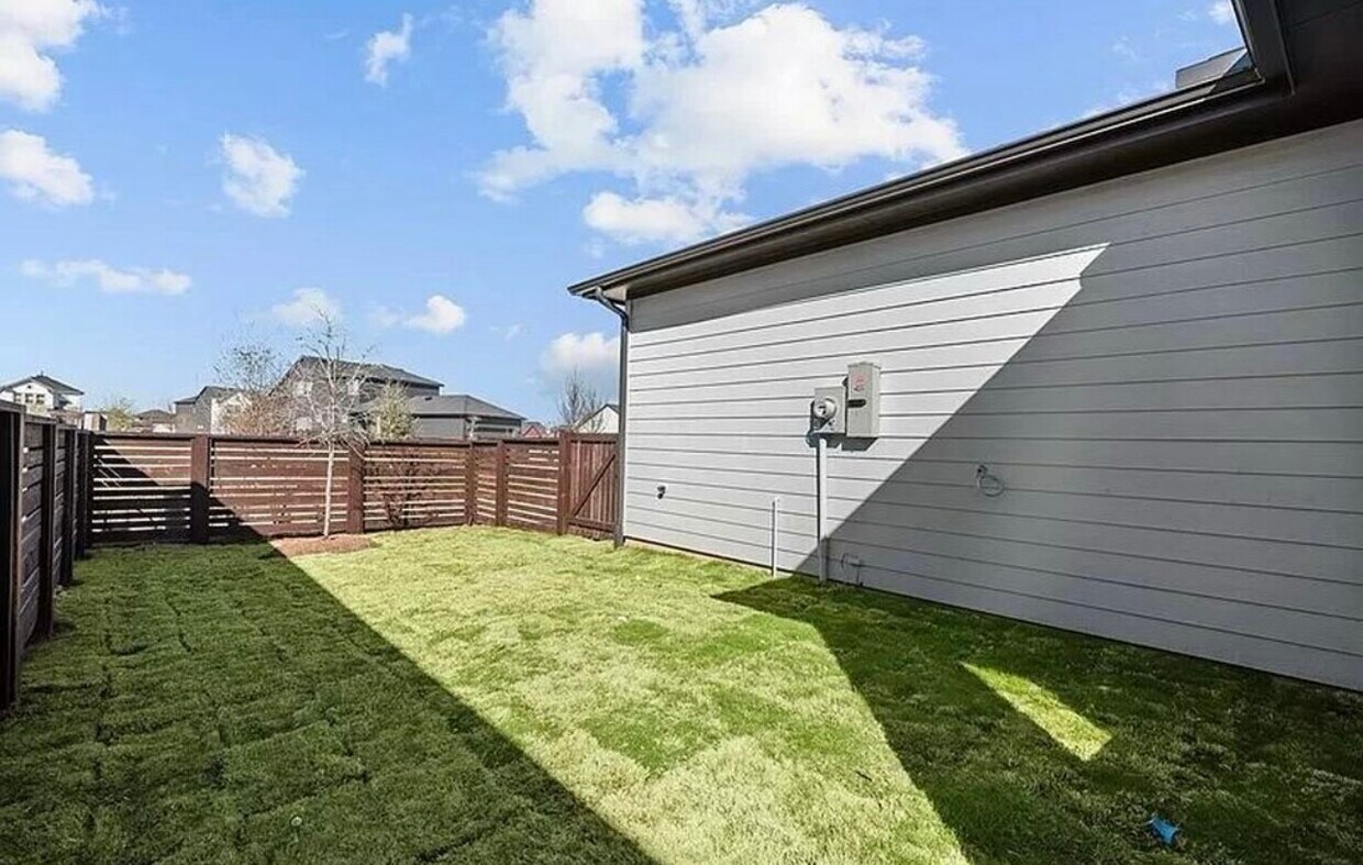 Foto principal - 15219 Boisterous Wy