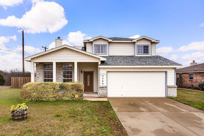 Building Photo - 2500 Waterfall Dr