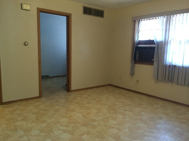Living Room - 417 Kimball Rd