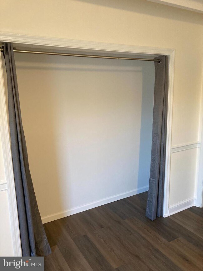 Foto del edificio - 15 Hamilton Ln