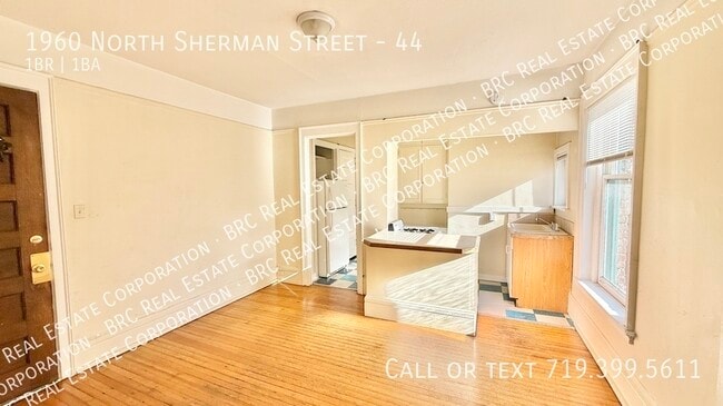 Building Photo - 1960 Sherman St