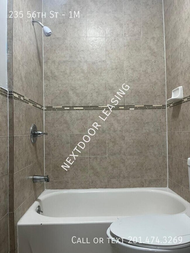 Foto del edificio - 235 56th St