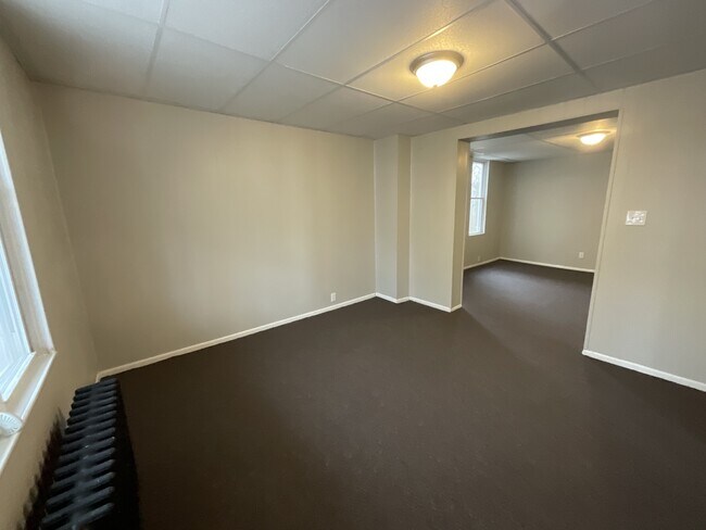 Foto del edificio - 415 N Pitt St