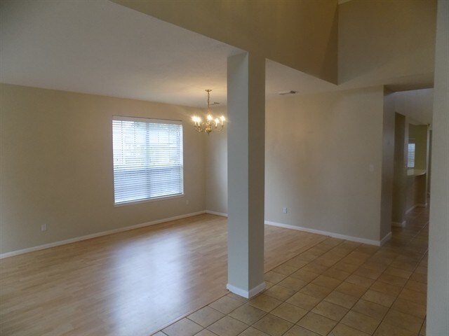 Building Photo - 23014 Eastgate Village Drive