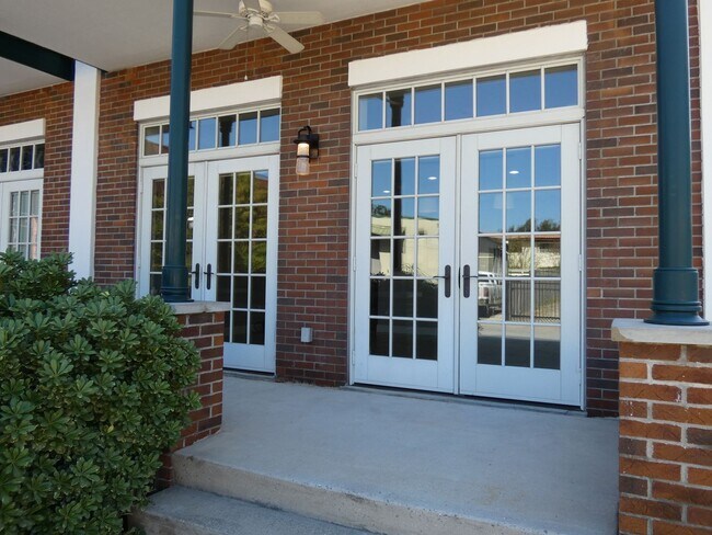 Foto del edificio - Downtown Pensacola Condo