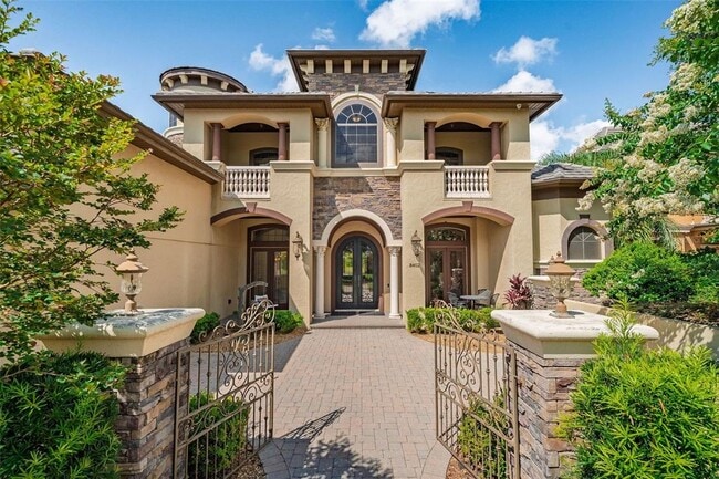 Foto del edificio - 8402 Lake Burden Cir